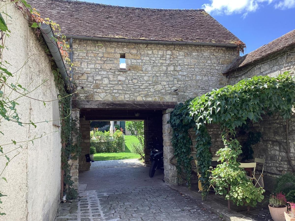 Maison De Charme ,Independante Montigny-sur-Loing Esterno foto